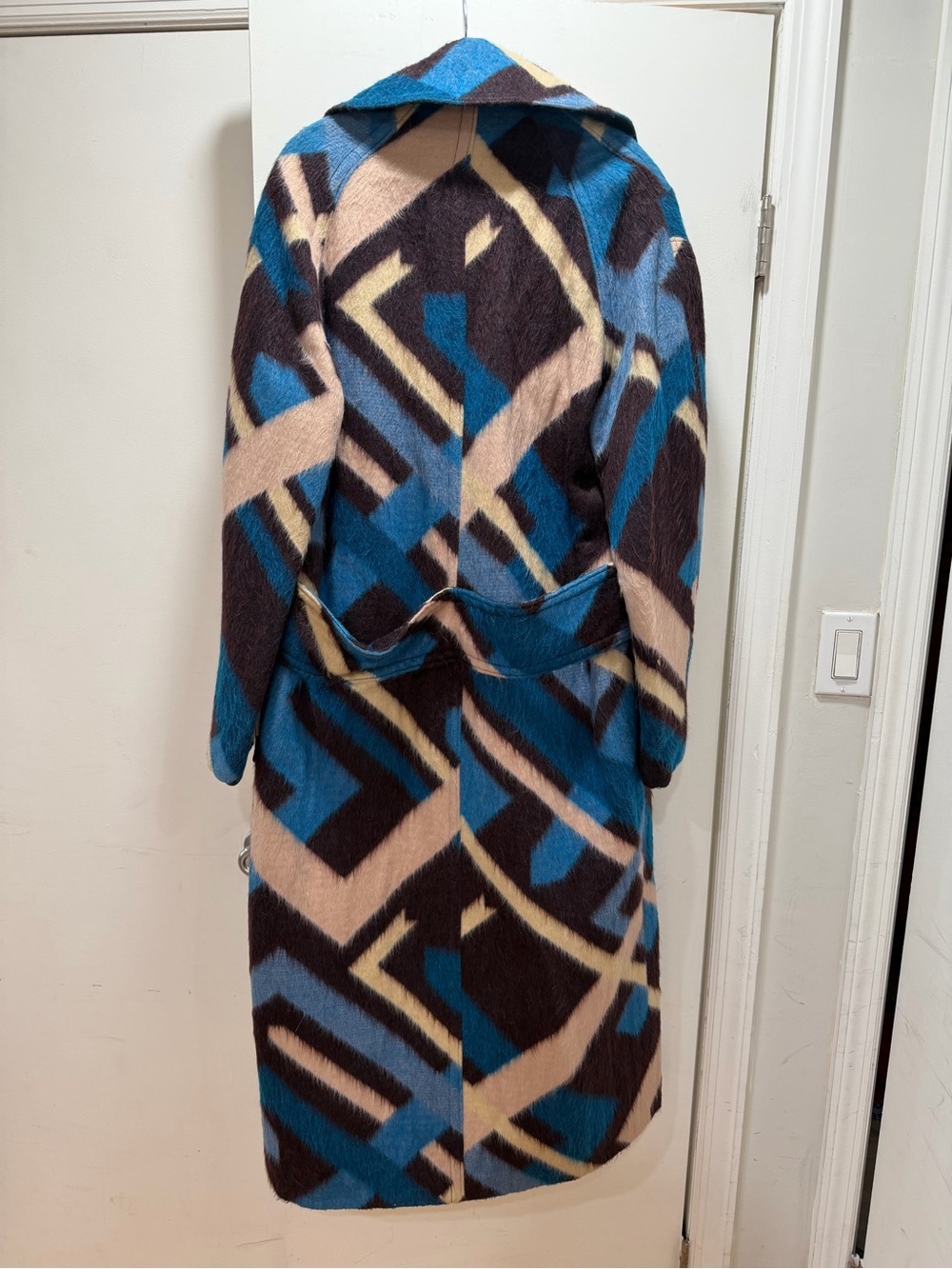 Emilio Pucci Super Rare Vintage Blue, Cream & Brown Wool-Blend Coat - Picture 4 of 4